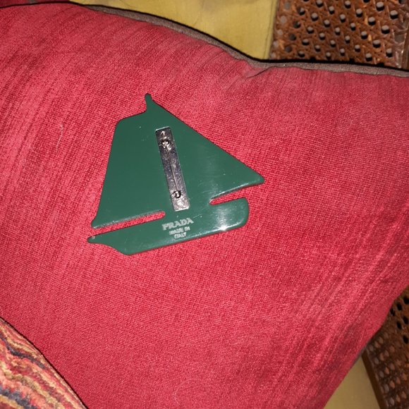 authentic Prada Pin\brooch necklace Sailboat/ boat - Picture 4 of 4